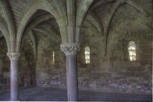 Columnas interiores sala capitular de Bujedo de Juarros